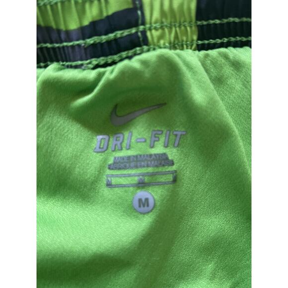 Nike Woman’s Athletic Running Shorts Green Black Workout Stretch L27 Size Medium - Picture 2 of 6